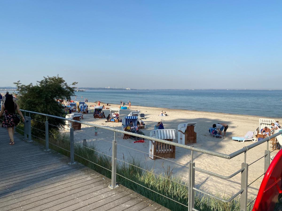 Moderne 3-Zi-Wohnung Mit Meerblick Direkt Am Strand Scharbeutz Buitenkant foto